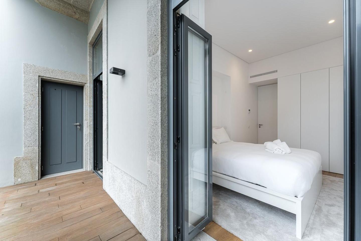 Mompilher Apartments Porto Exterior photo